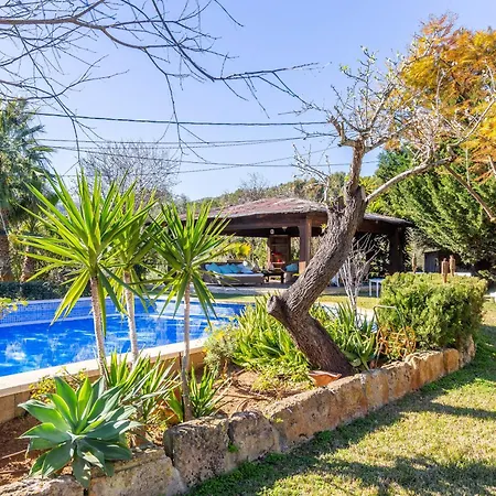 Port Family House With Pool Holiday home